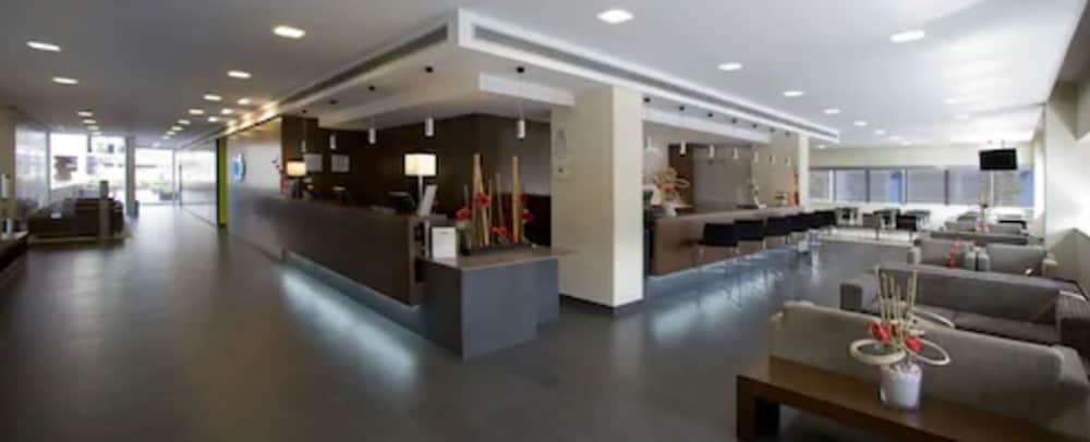 holiday inn express barcelona city 22 by ihg