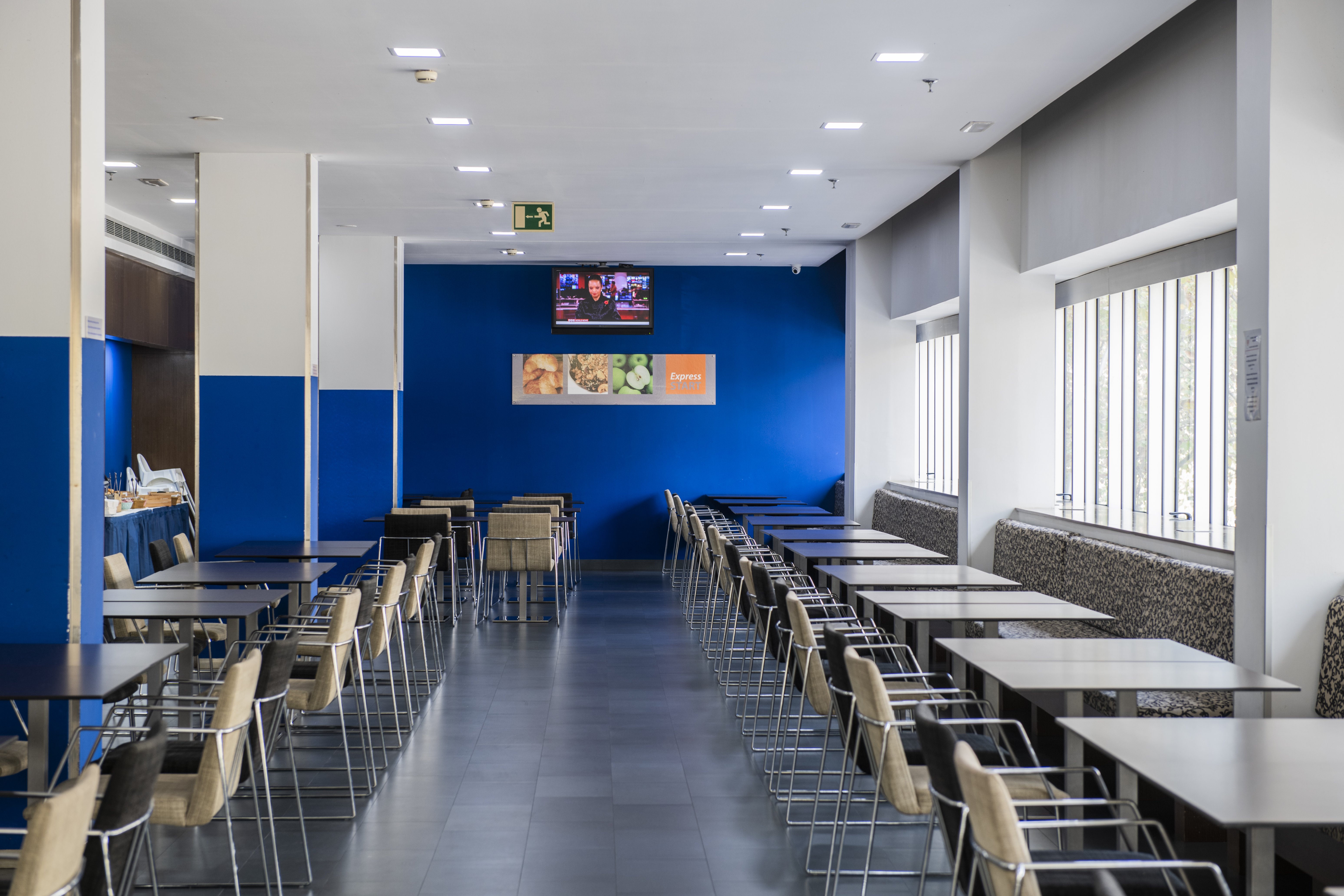 holiday inn express barcelona city 22 by ihg
