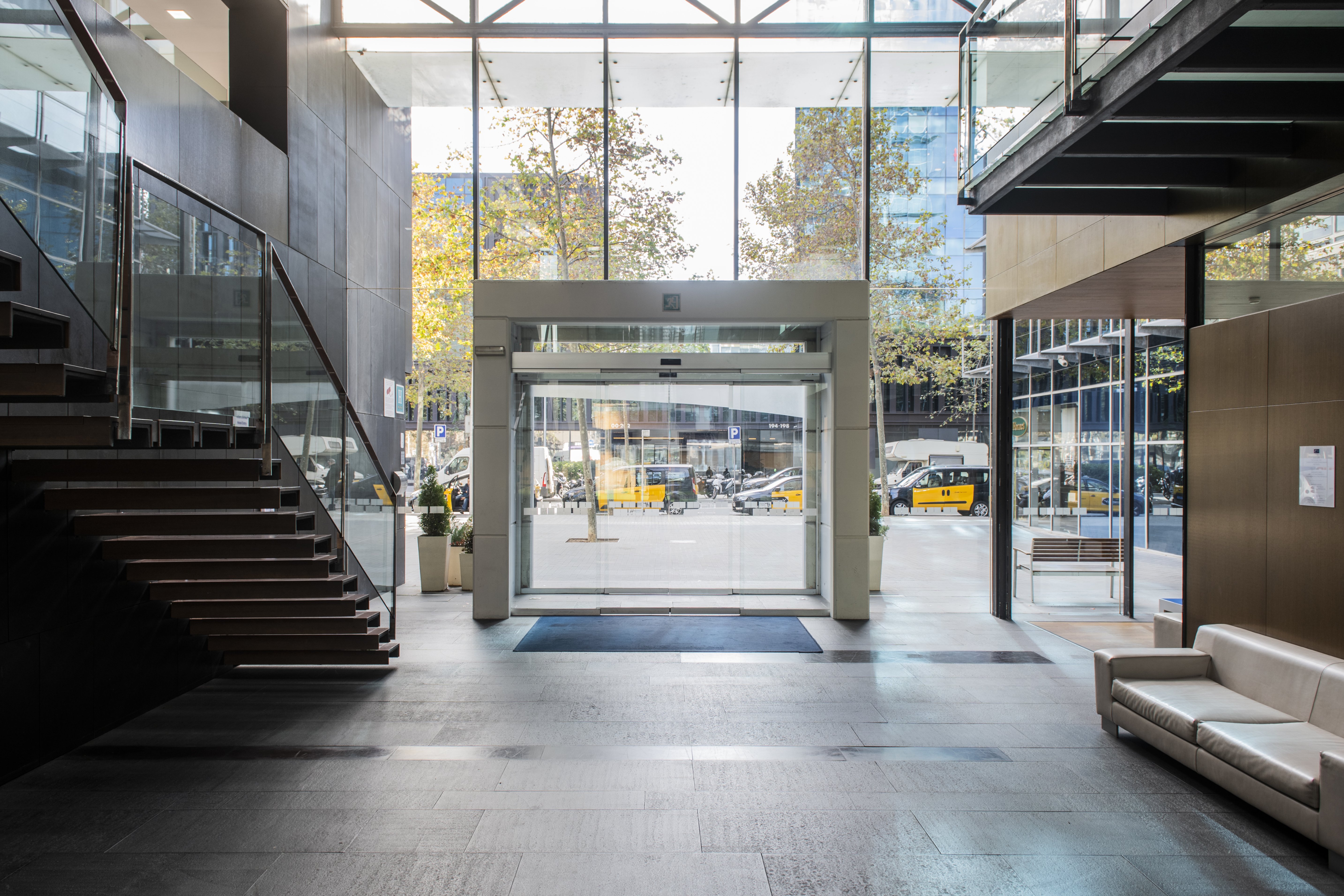 holiday inn express barcelona city 22 by ihg