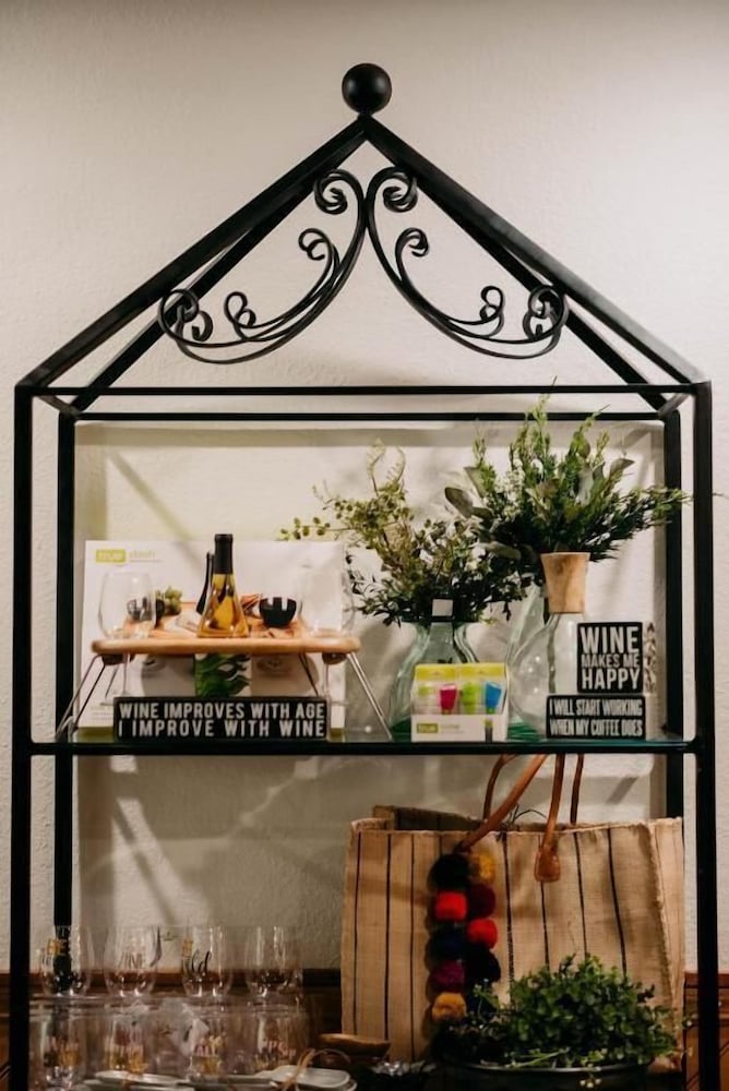 sylvan valley lodge and cellars