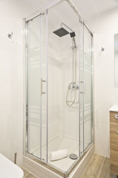 stay u nique apartments llobregat