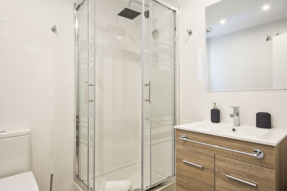 stay u nique apartments llobregat