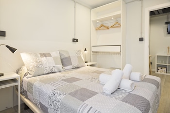 stay u nique apartments llobregat