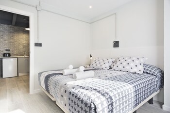 stay u nique apartments llobregat