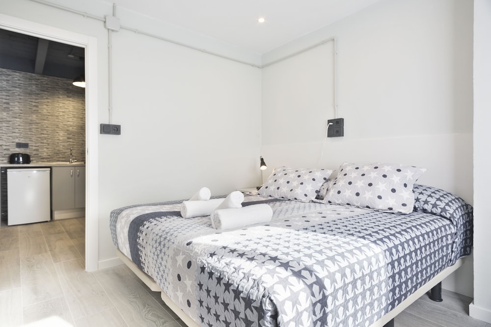 stay u nique apartments llobregat