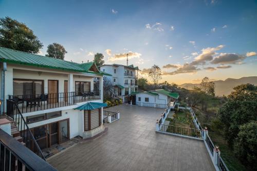 janardan homestay dhanachuli