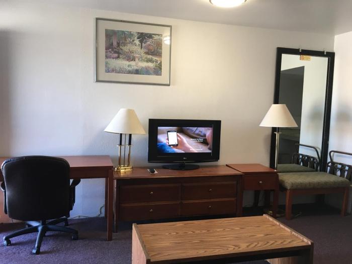 maple inn and suites