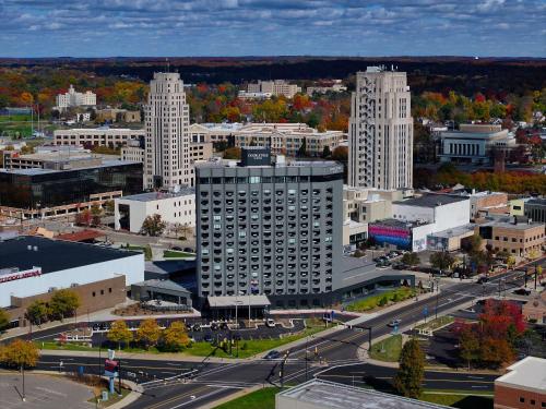 Doubletree By Hilton Battle Creek,Calhoun County>>Battle Creek,4 star