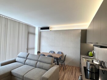 penthouse and apartments by the sea near airport