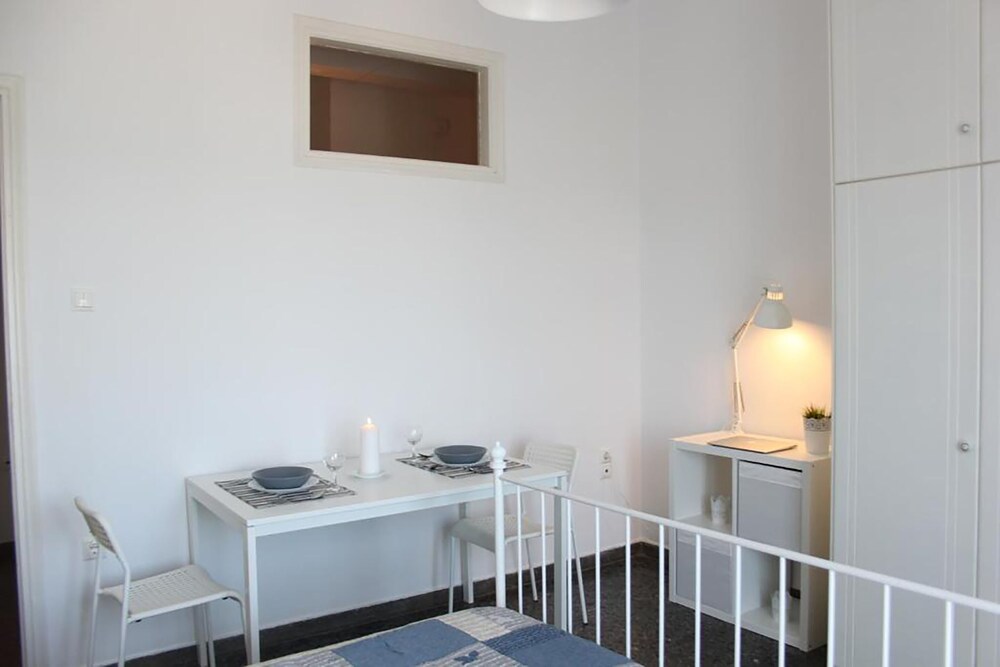 penthouse and apartments by the sea near airport