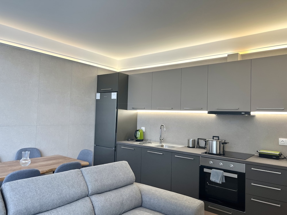 penthouse and apartments by the sea near airport