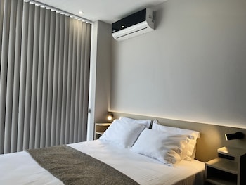 penthouse and apartments by the sea near airport