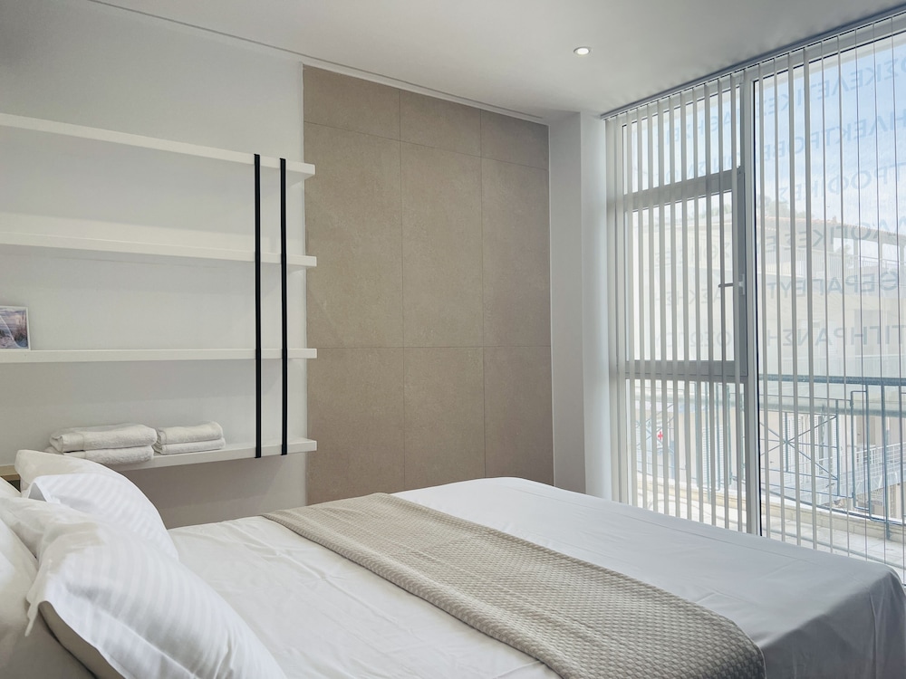 penthouse and apartments by the sea near airport