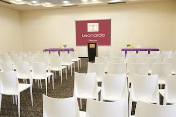 leonardo hotel negev