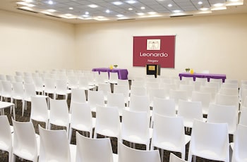 leonardo hotel negev