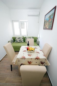 apartments centar sutomore