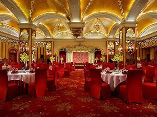 celebrity international grand hotel