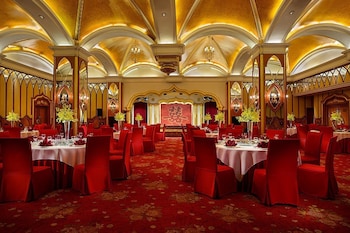 celebrity international grand hotel