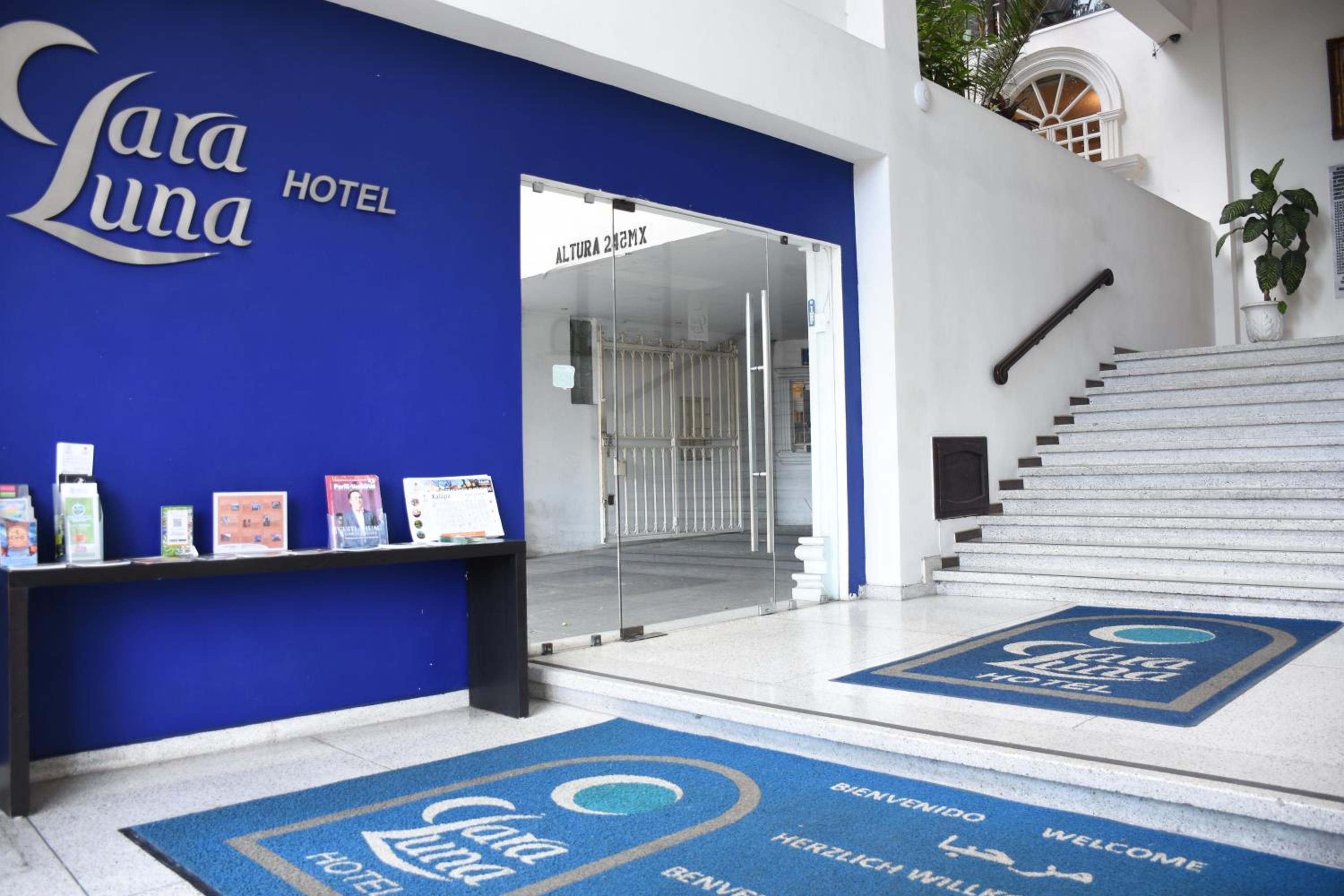 hotel clara luna