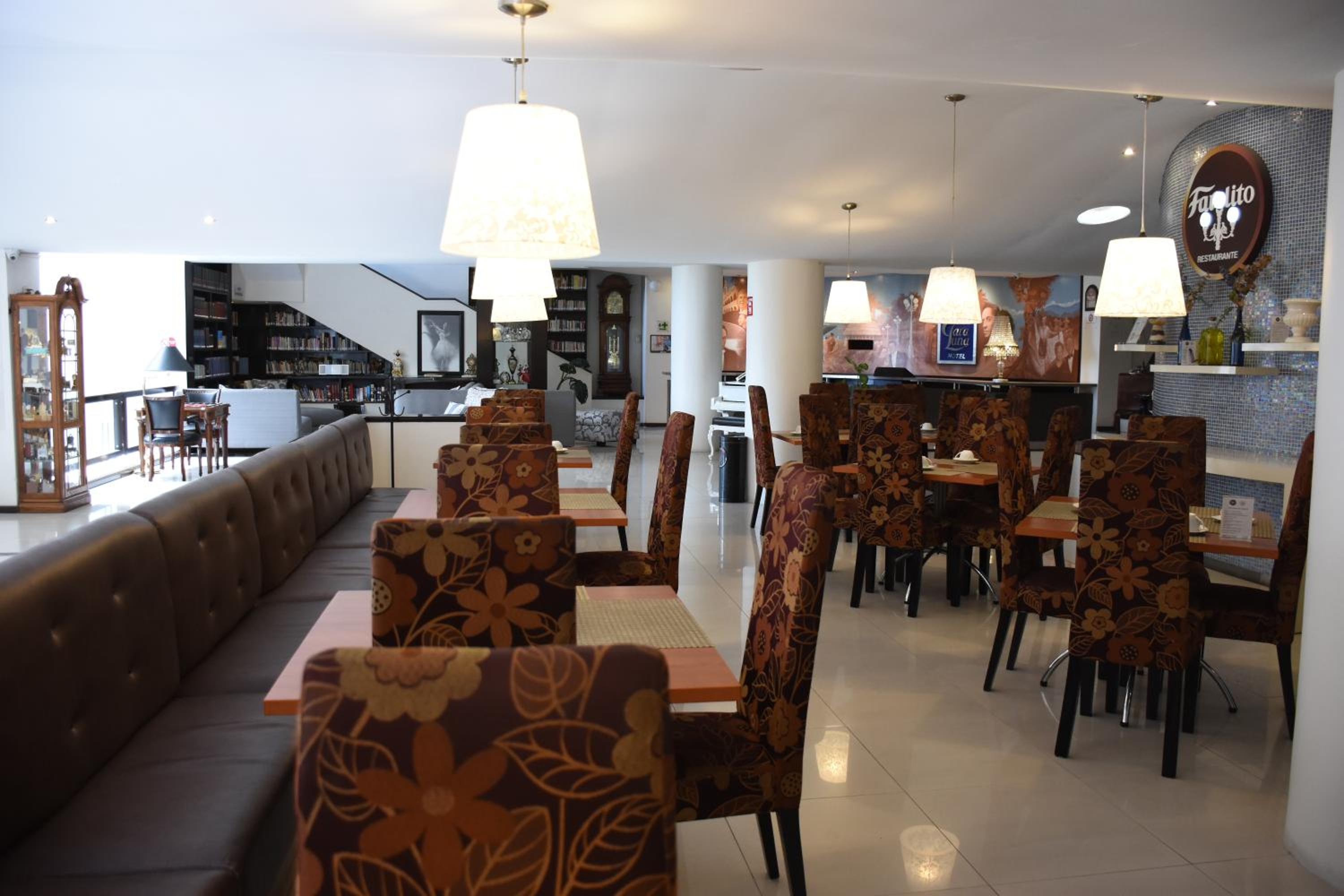 hotel clara luna