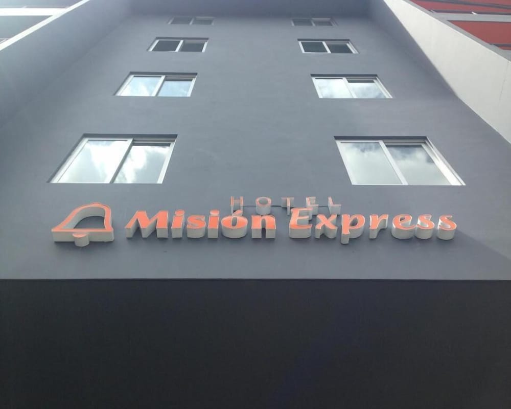 hotel mision express xalapa
