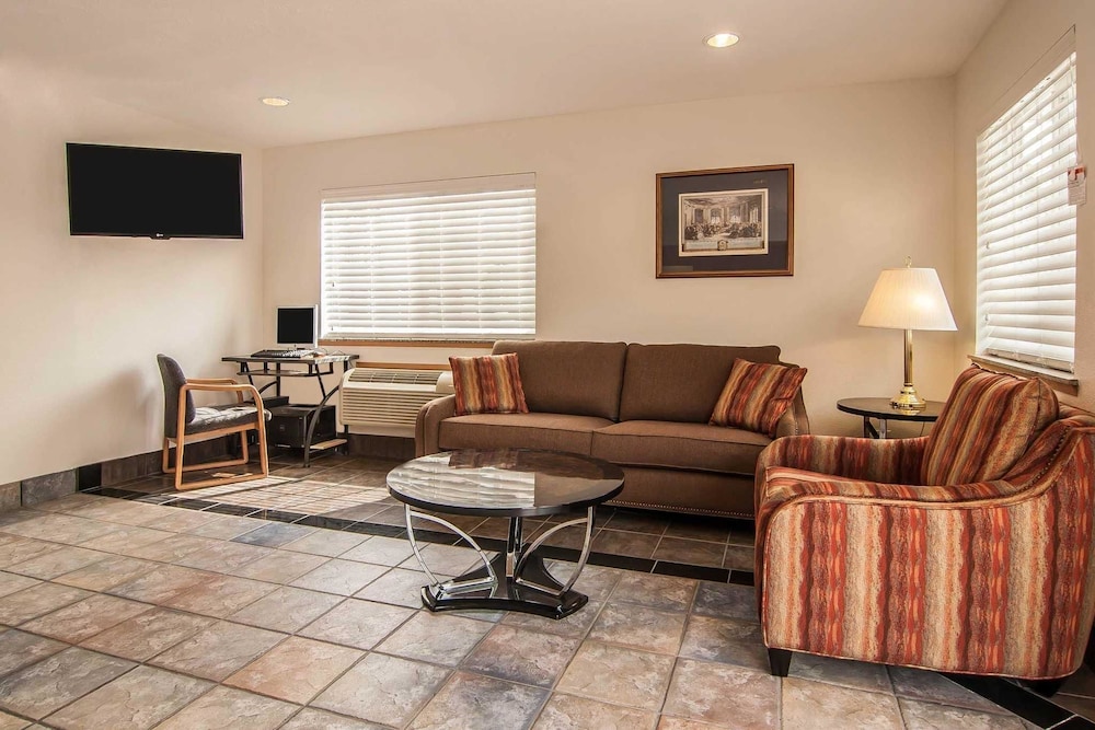 econo lodge corvallis near university
