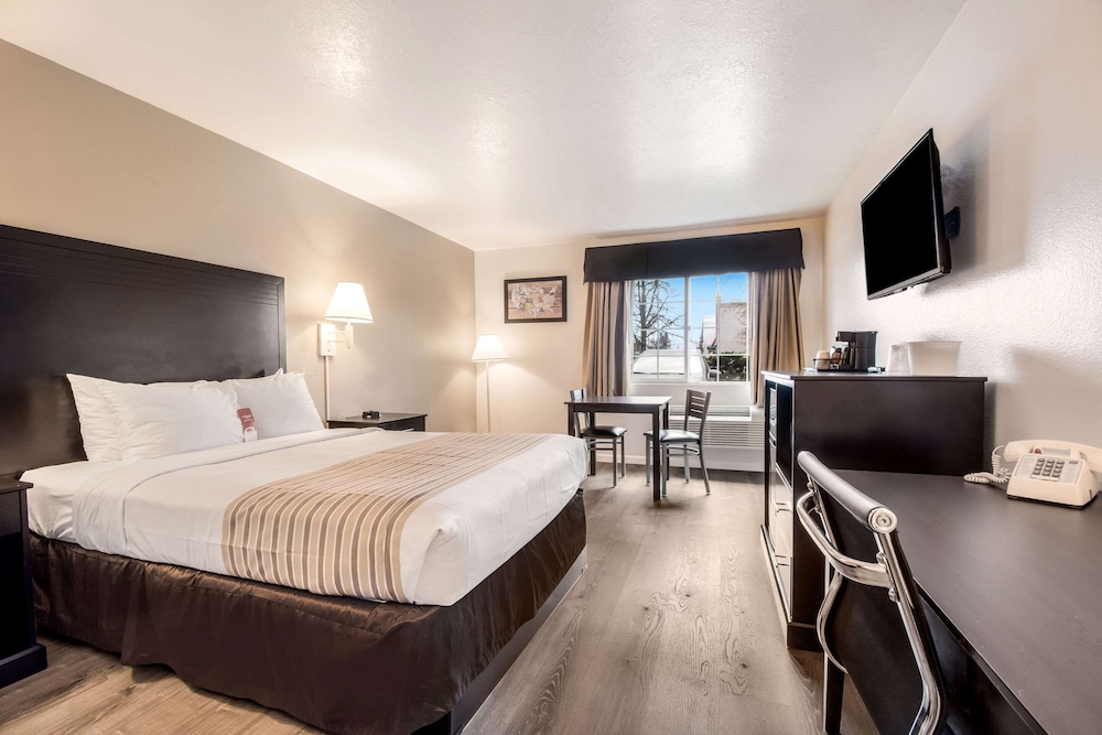 econo lodge corvallis near university