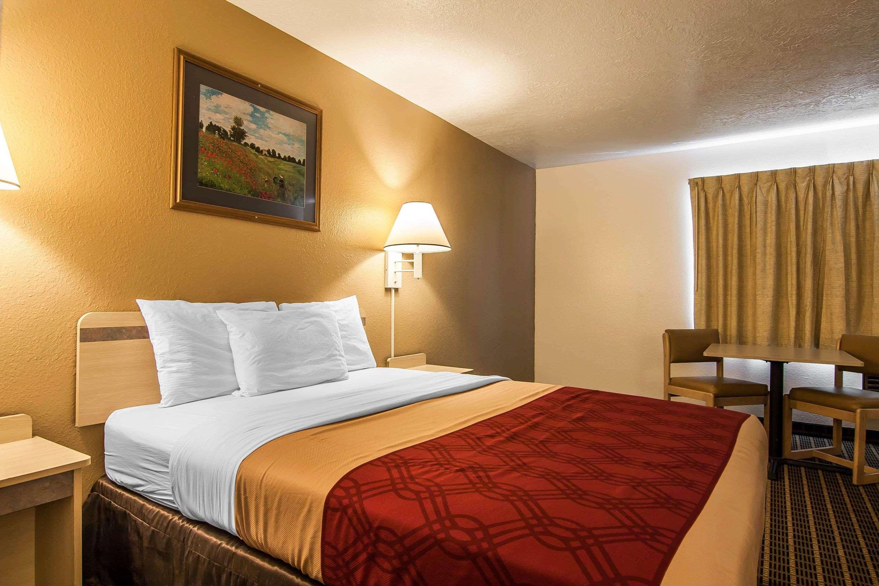 econo lodge corvallis near university