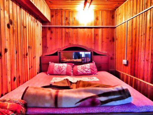 Tirthan Valley Luxmi Homestay,Kotla>>Gushaini,0 star