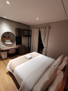 bukit jaya residence and apartment