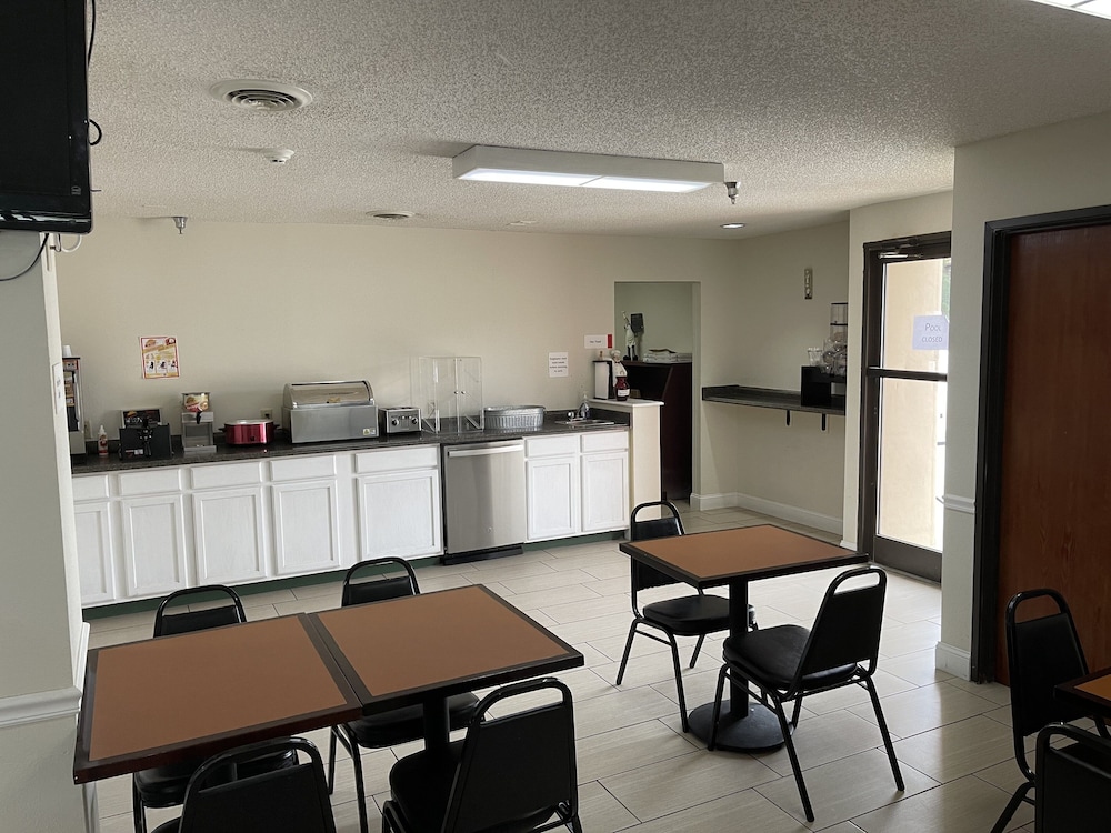 red roof inn branson