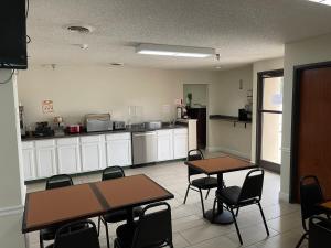 red roof inn branson