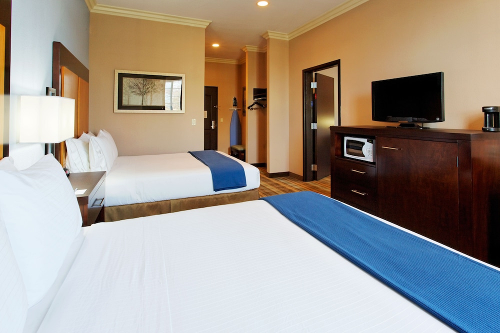 holiday inn express benicia by ihg