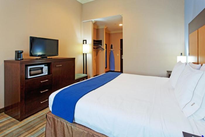 holiday inn express benicia by ihg