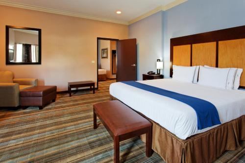 holiday inn express benicia by ihg