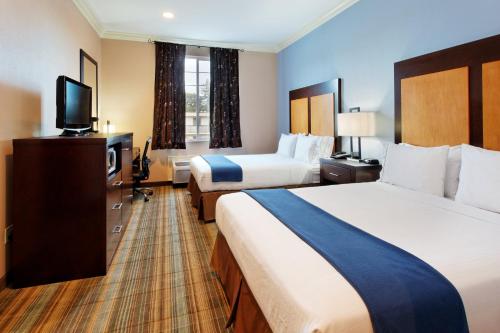 holiday inn express benicia by ihg
