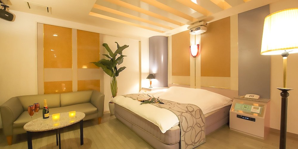 hotel rocco adults only