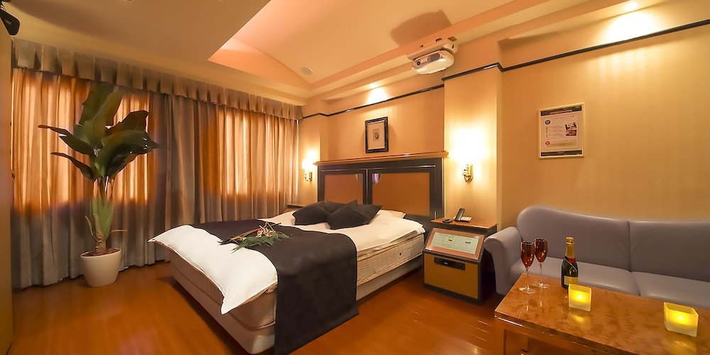 hotel rocco adults only