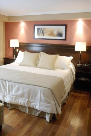 premium tower suites