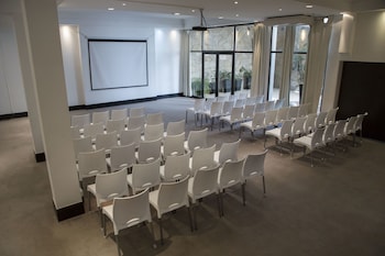 premium tower suites