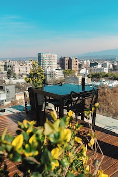 premium tower suites