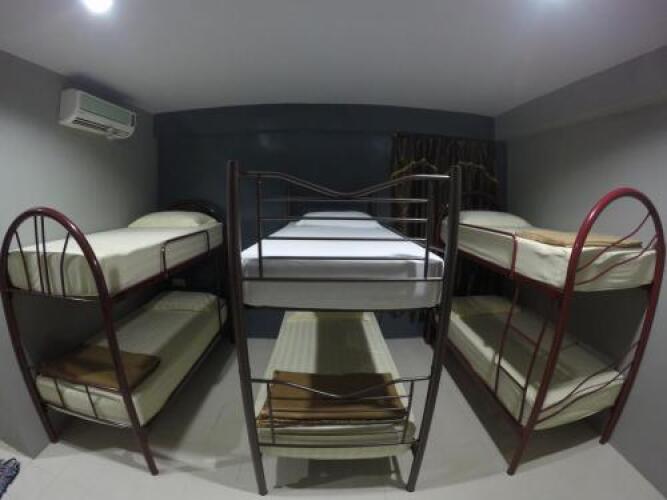 riverbank dungun guesthouse and cafe