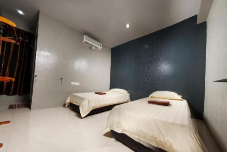 riverbank dungun guesthouse and cafe