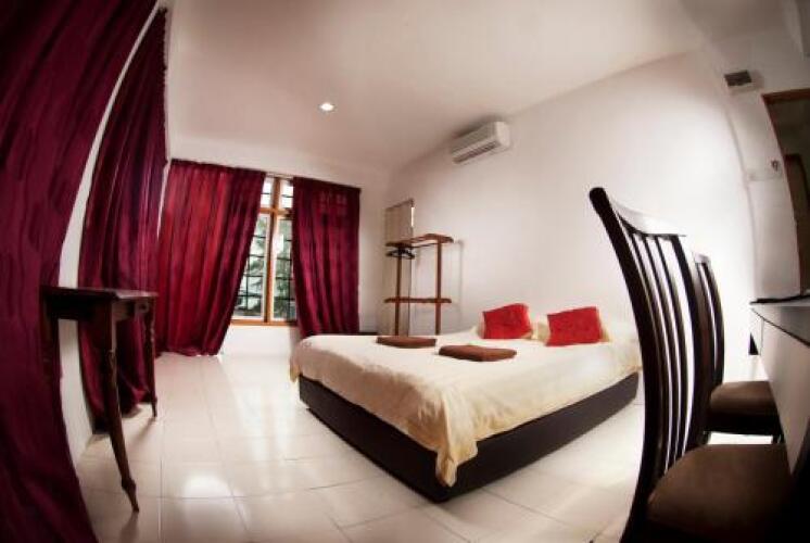 riverbank dungun guesthouse and cafe