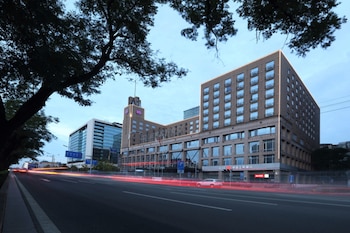 grand mercure beijing central