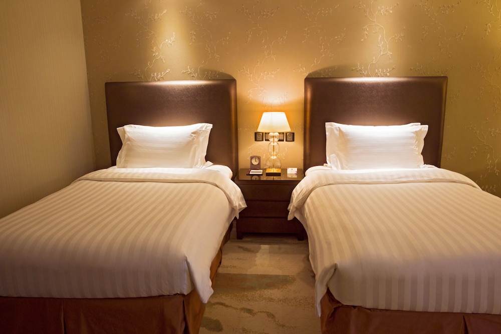 grand mercure beijing central