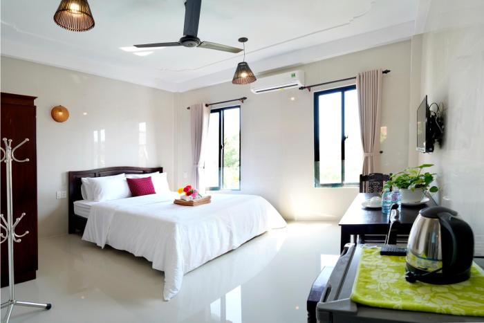 pink beach homestay