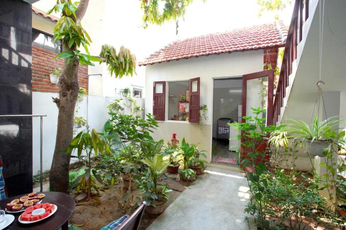 pink beach homestay