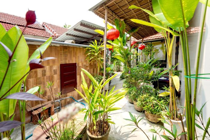 pink beach homestay