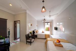 pink beach homestay